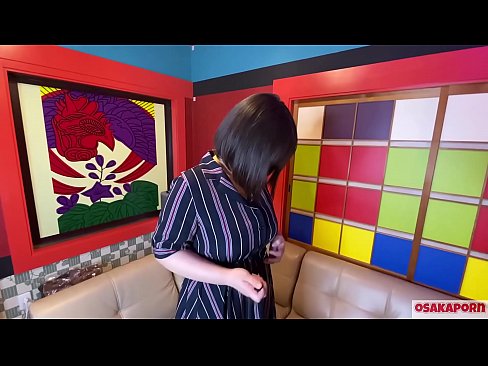 ❤️ Japāņu skaistule ar lielām krūtīm masturbē ar seksa rotaļlietām un piedzīvo orgasmu. Intervijā viņa stāsta par savu seksa pieredzi. Milzīgas krūtis un mataina maksts skaļi sten. Osakaporn ️ Kaltais porno pie porno lv.pornodil.ru ﹏